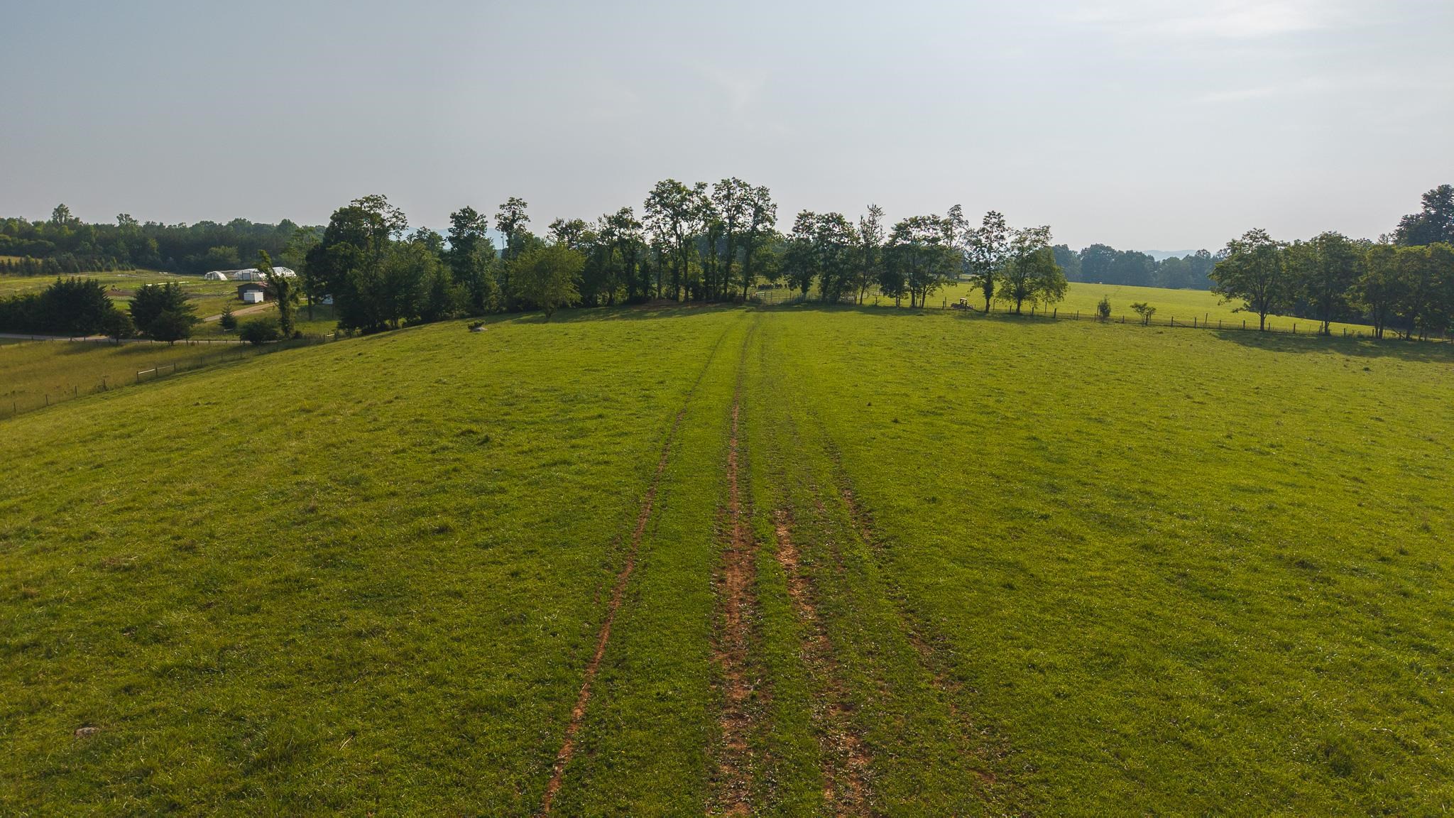 2822 Huffville Road Pilot VA 24138