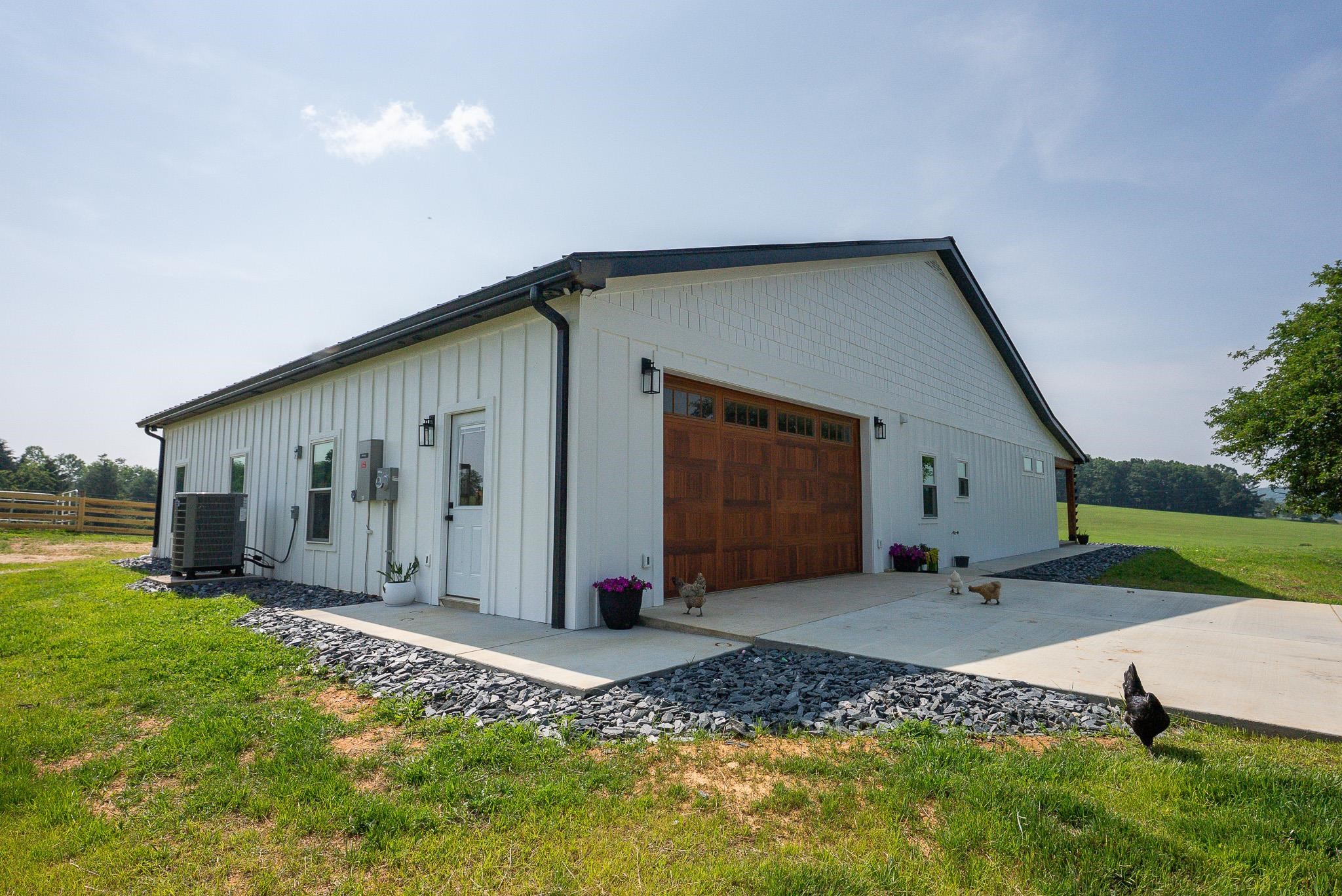 2822 Huffville Road Pilot VA 24138