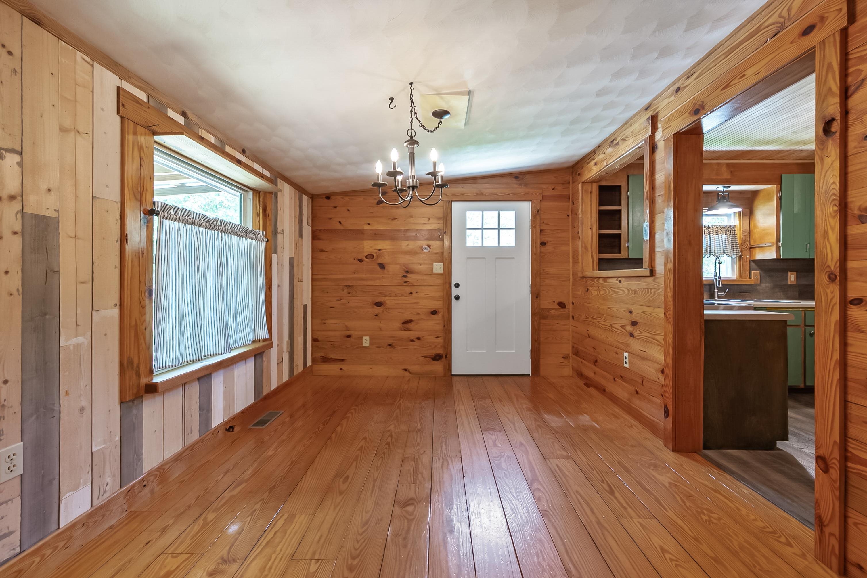 2389 Reesedale Road Elliston VA 24087