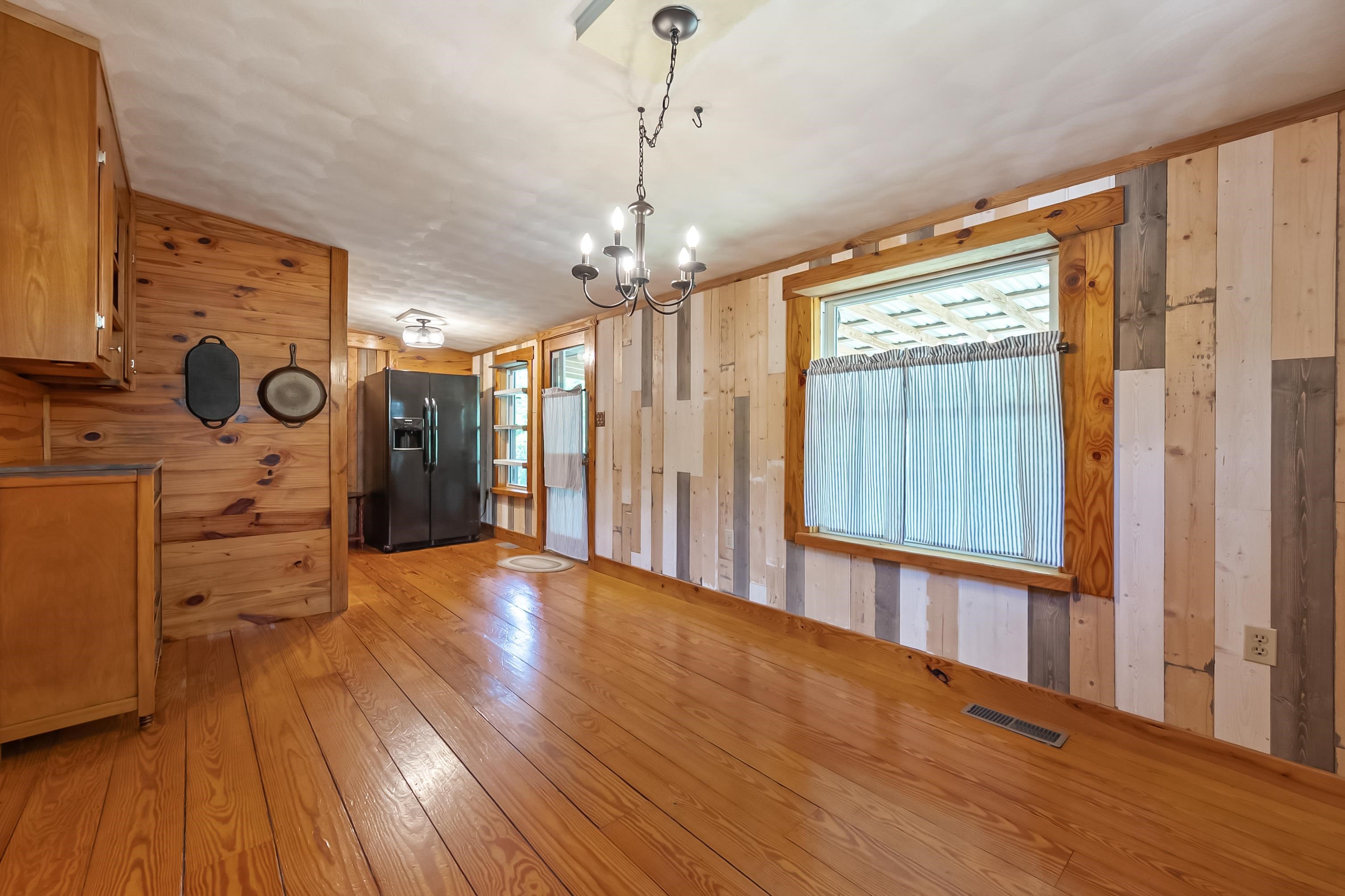 2389 Reesedale Road Elliston VA 24087