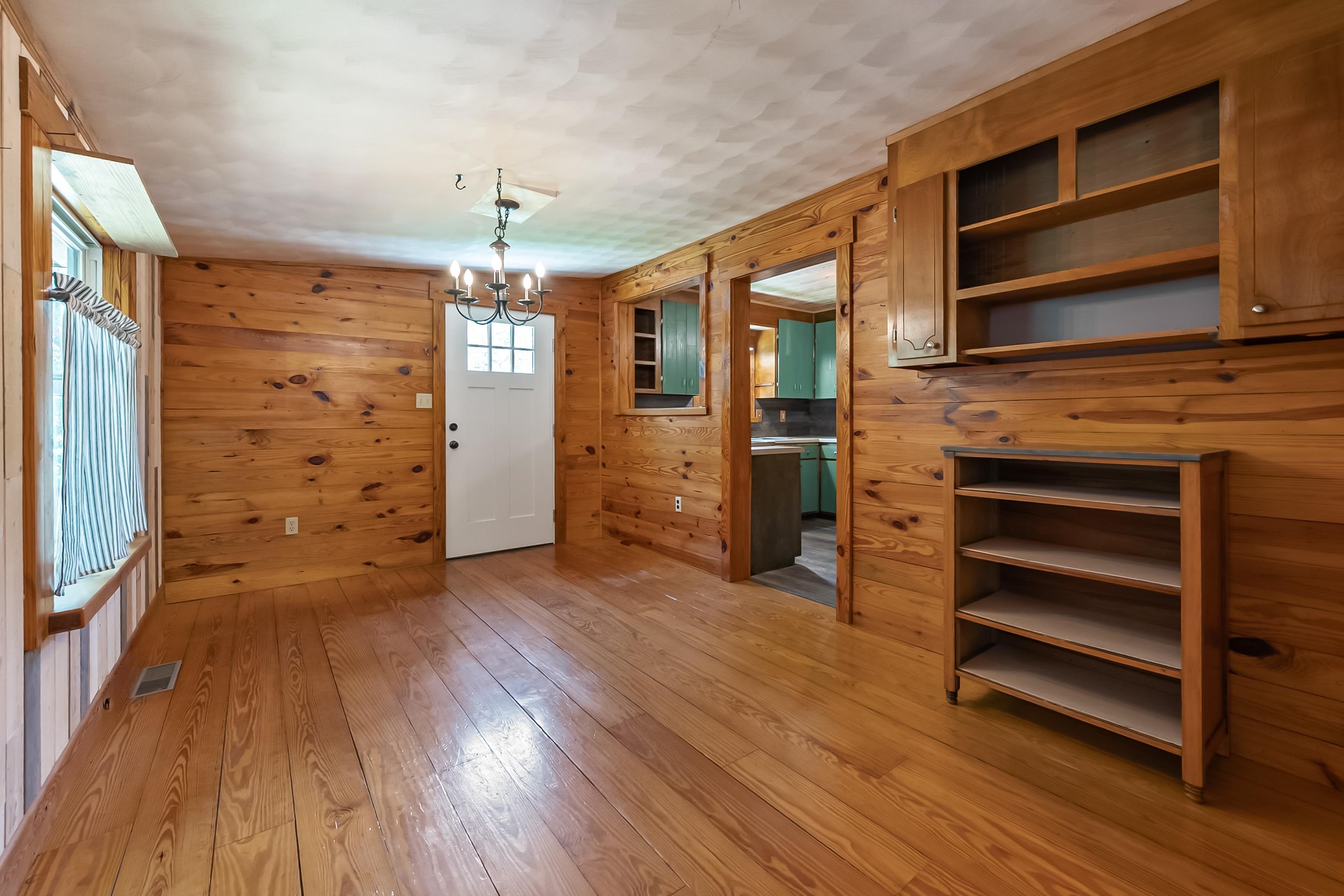 2389 Reesedale Road Elliston VA 24087