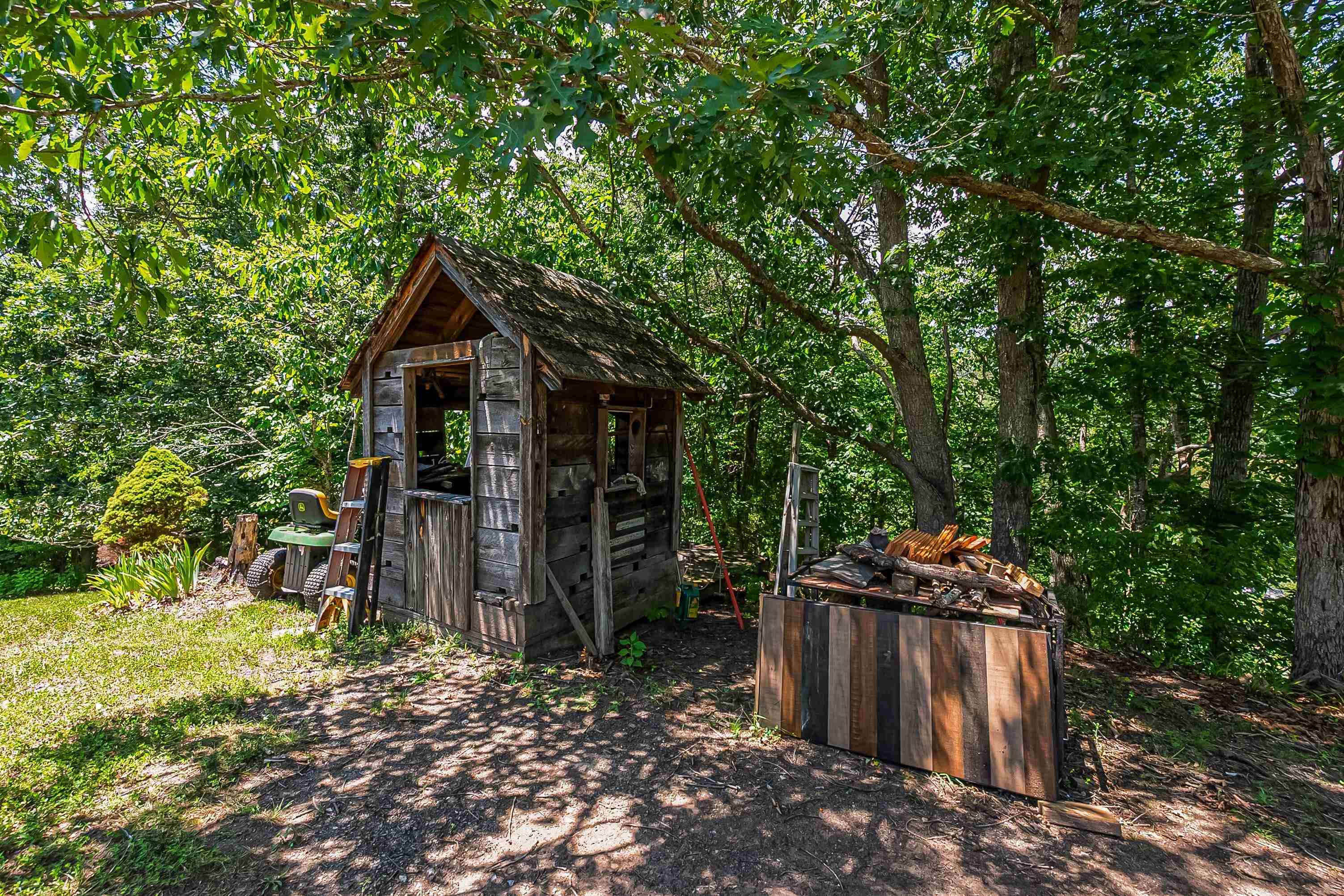 2389 Reesedale Road Elliston VA 24087