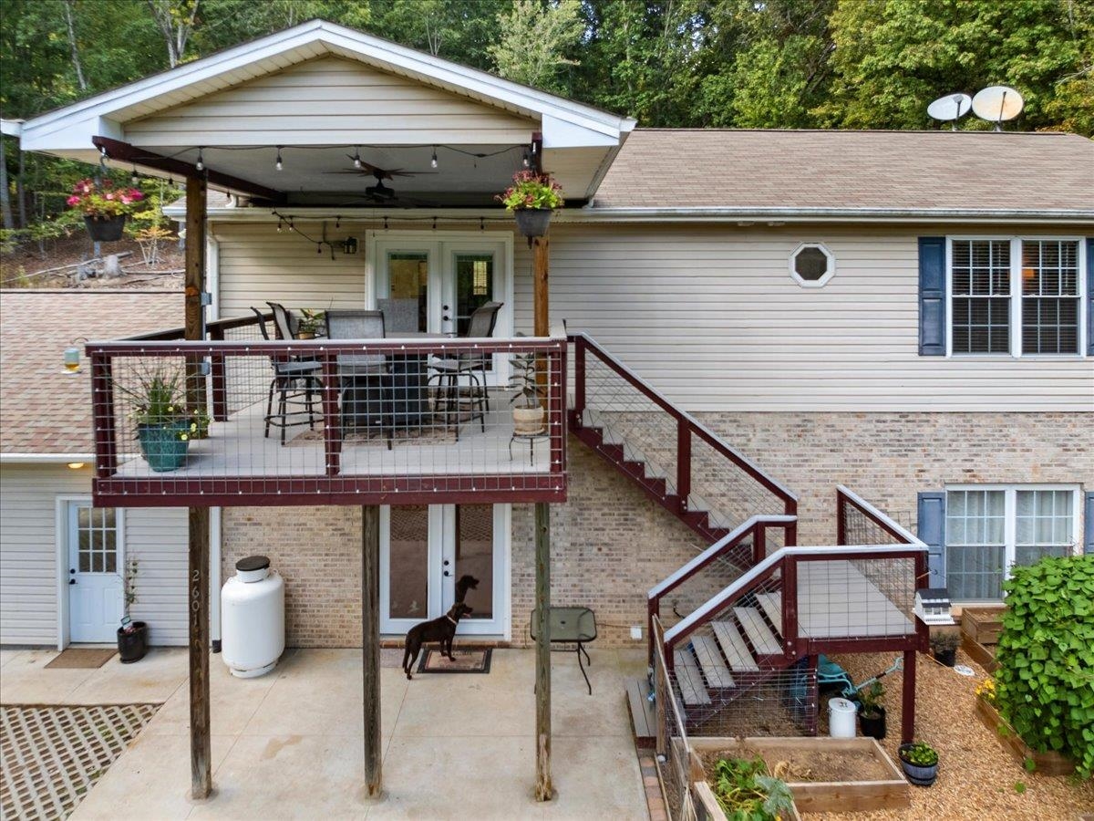 2601 Chaucer Lane Riner VA 24149