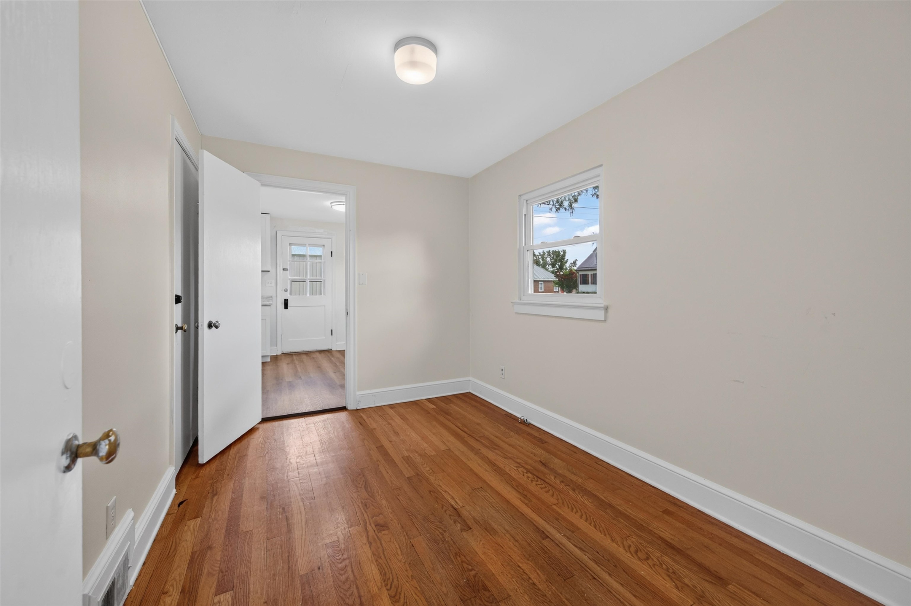 203 Taylor Street Radford VA 24141