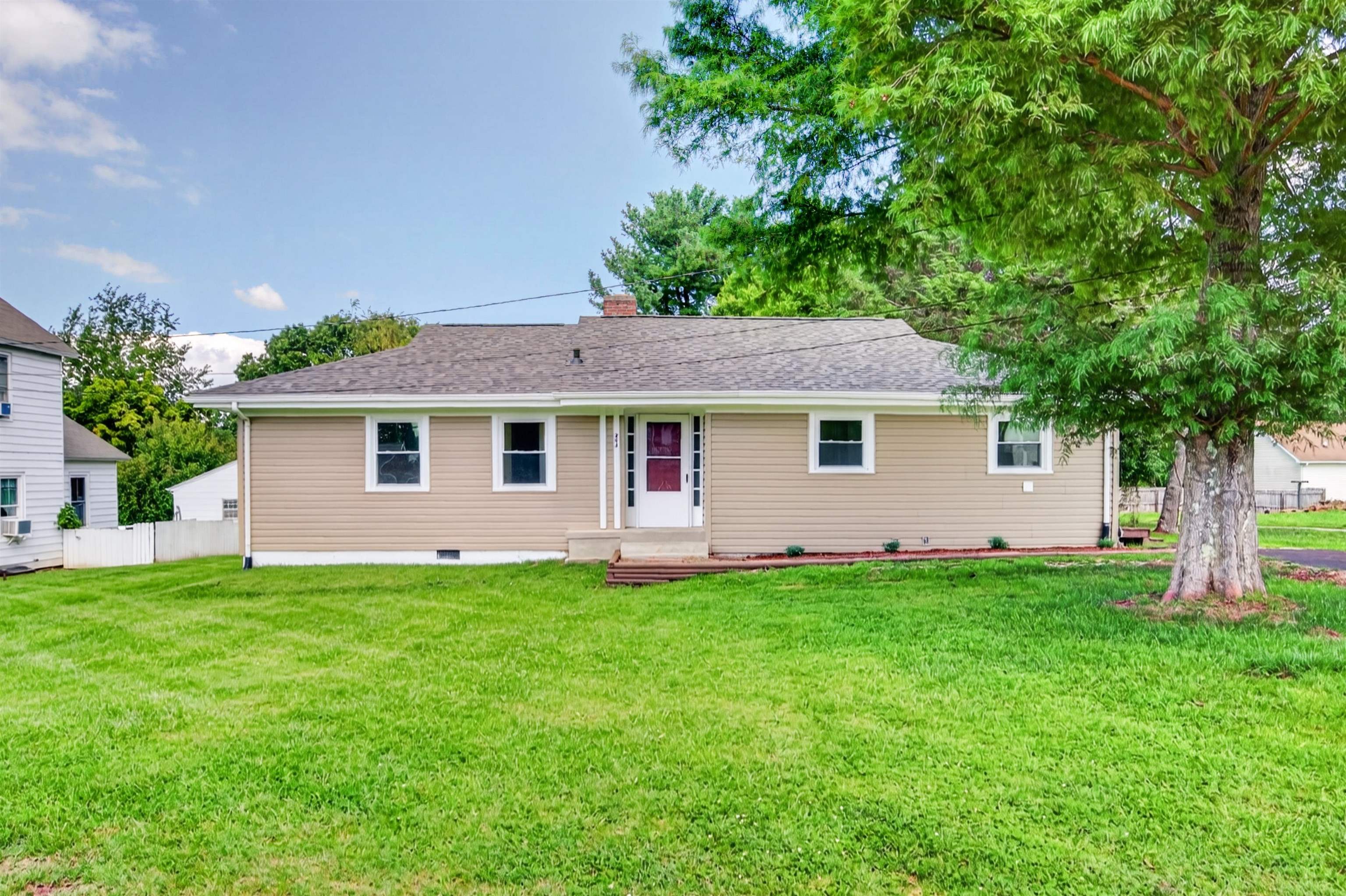 203 Taylor Street Radford VA 24141