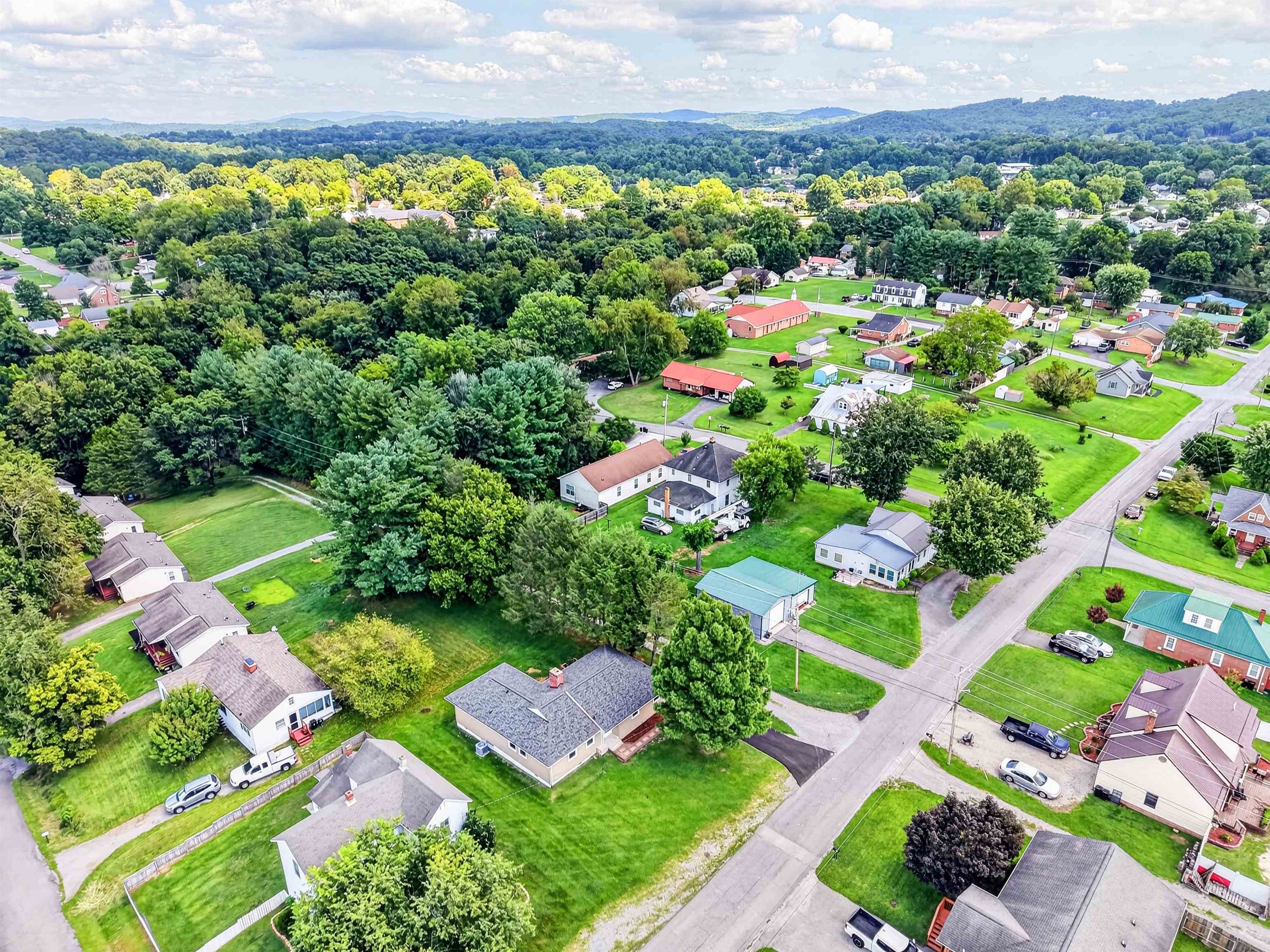 203 Taylor Street Radford VA 24141