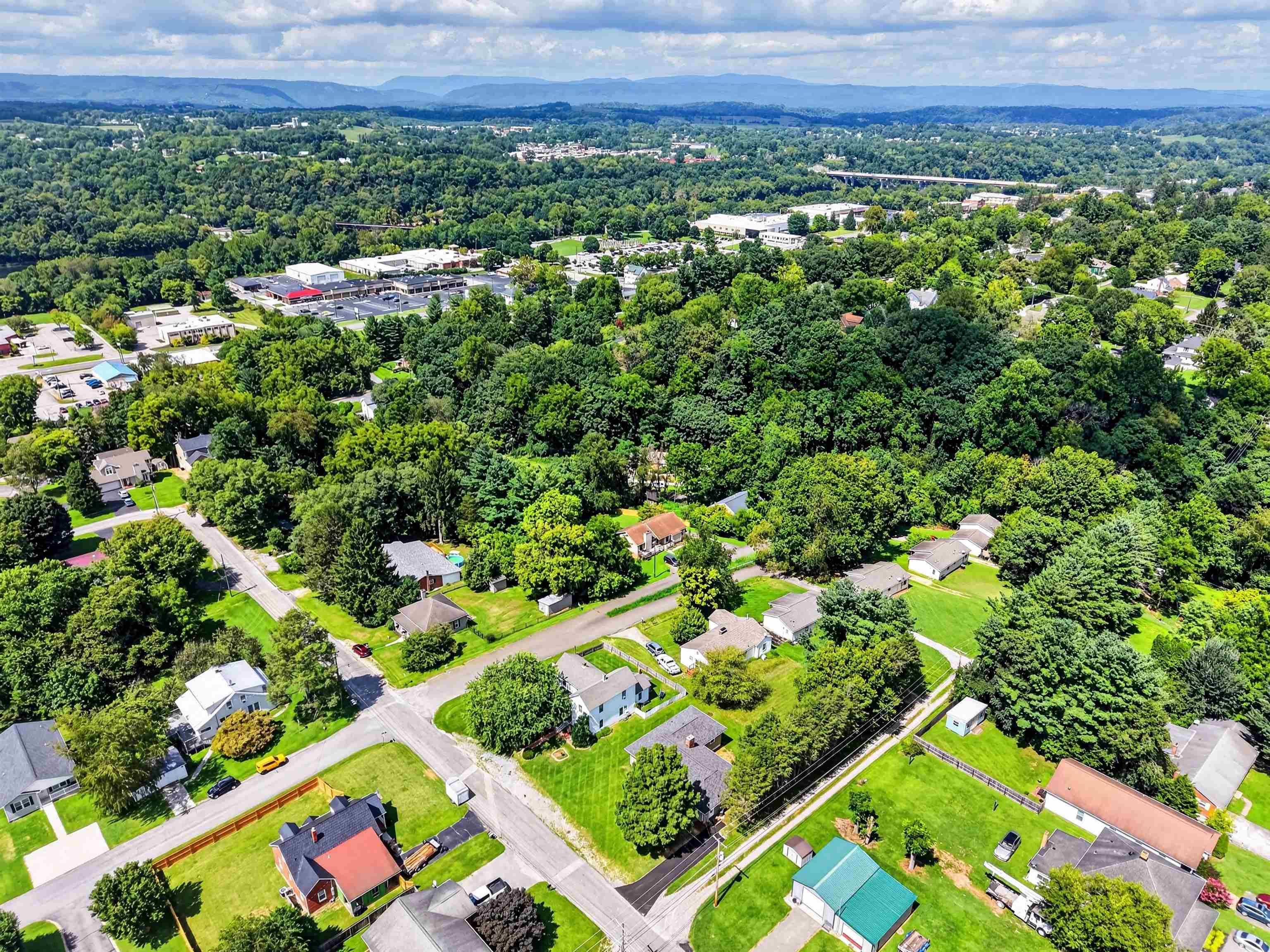 203 Taylor Street Radford VA 24141