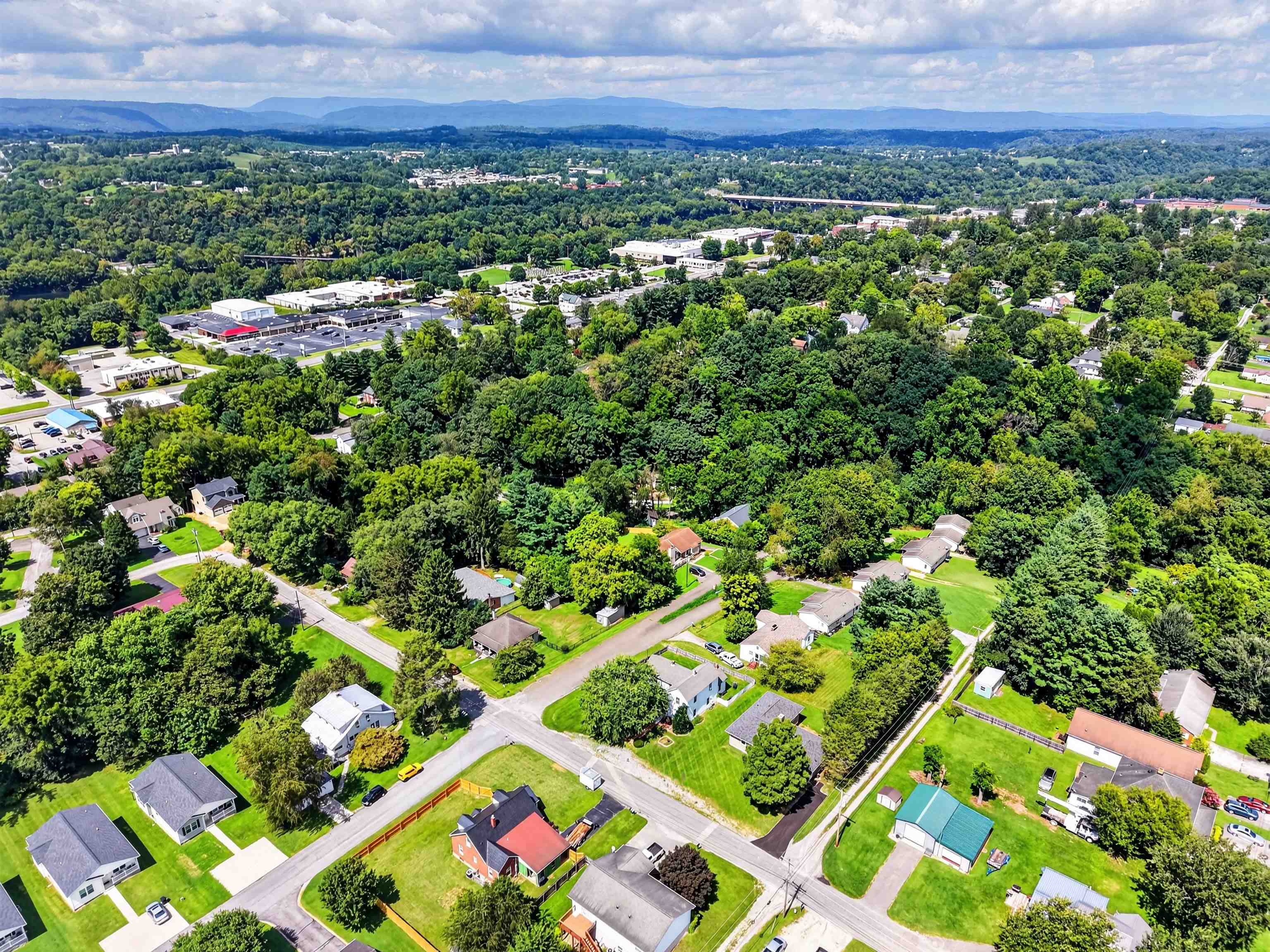 203 Taylor Street Radford VA 24141