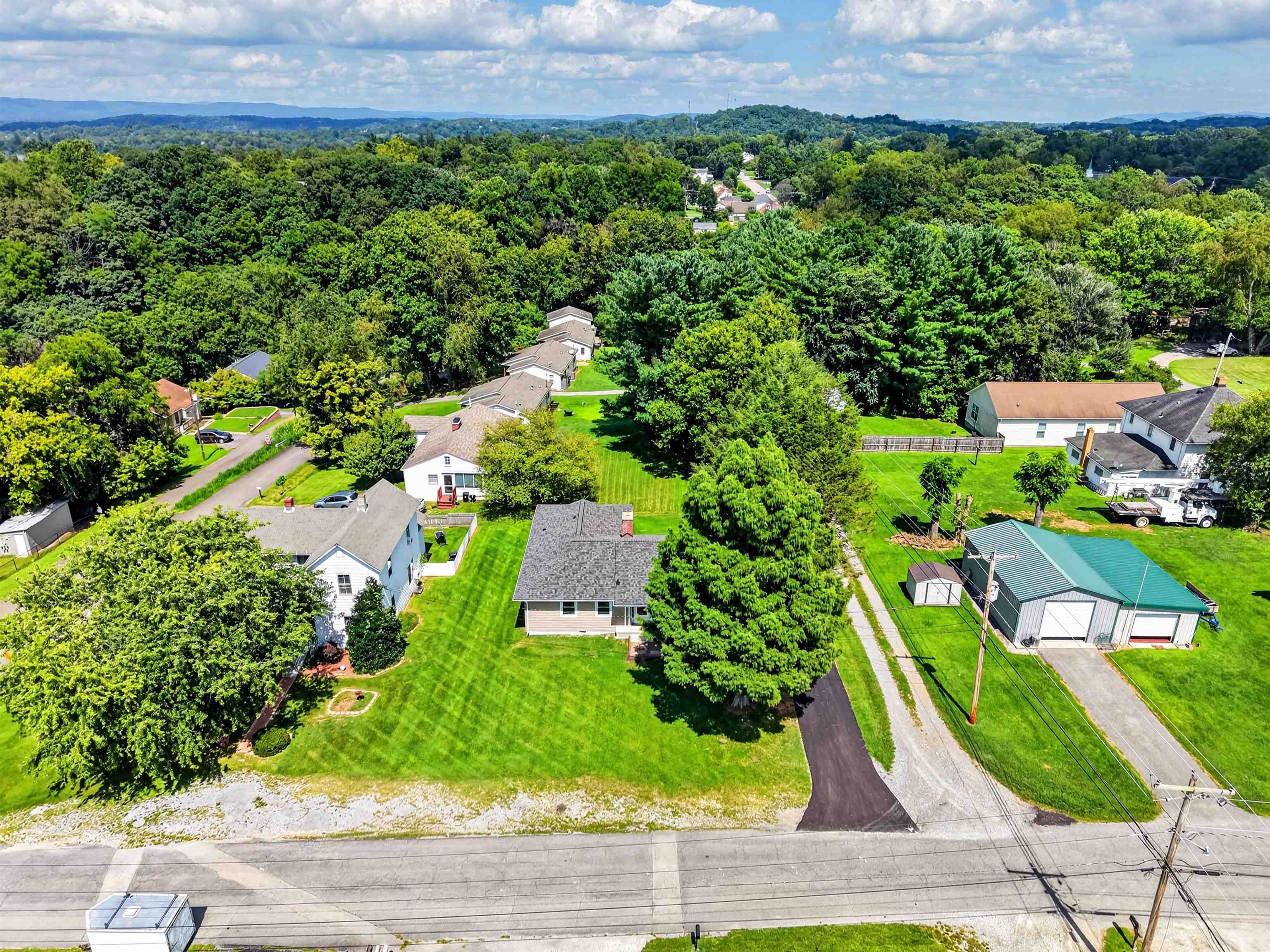 203 Taylor Street Radford VA 24141
