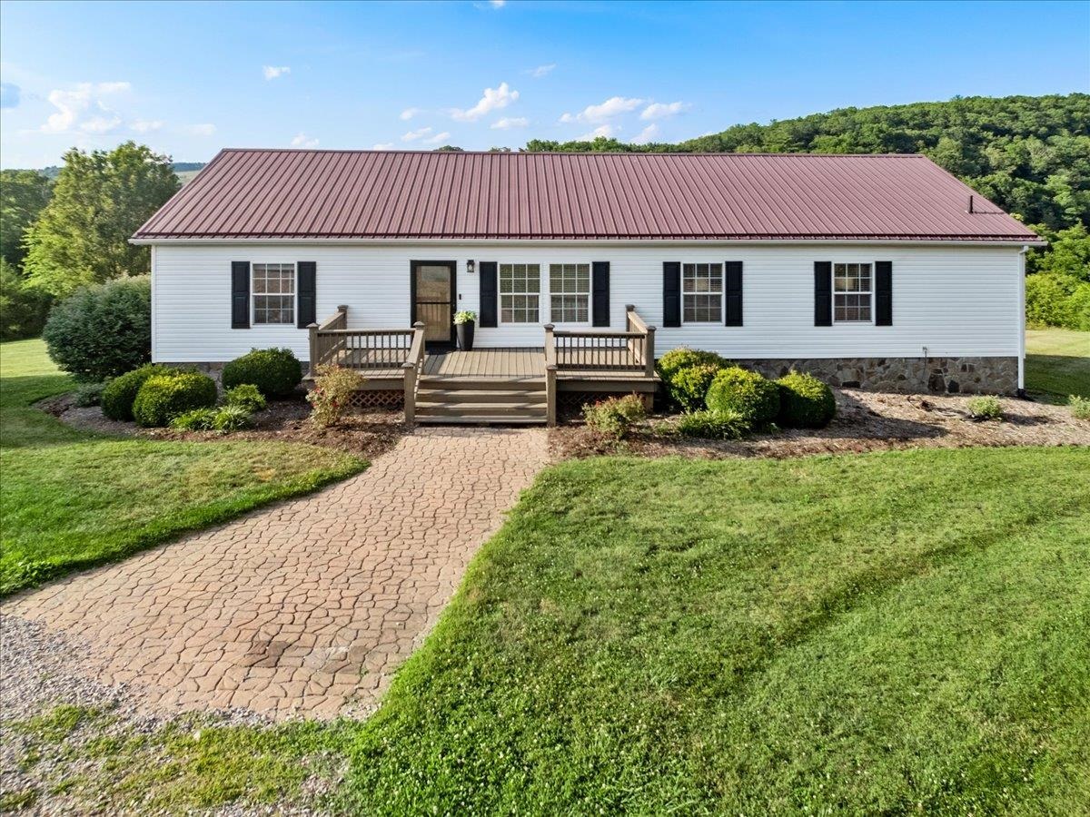 4180 Dry Valley Road Radford VA 24141