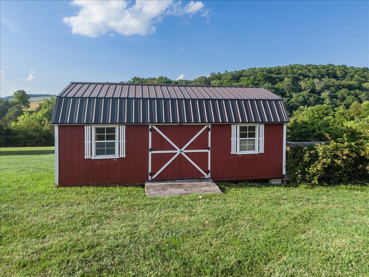4180 Dry Valley Road Radford VA 24141