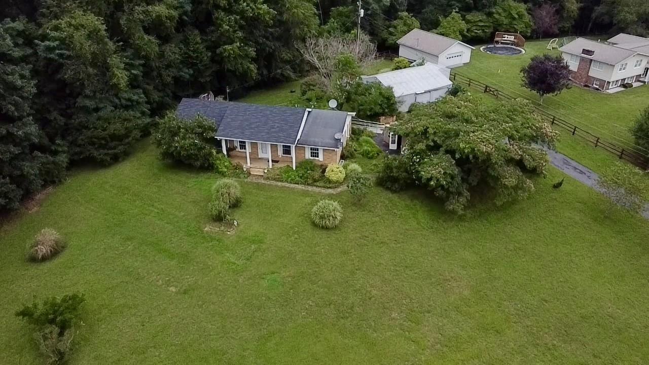 92 SE Fawn Lane SE Rocky Gap VA 24366