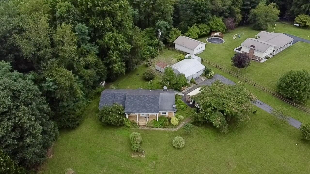 92 SE Fawn Lane SE Rocky Gap VA 24366