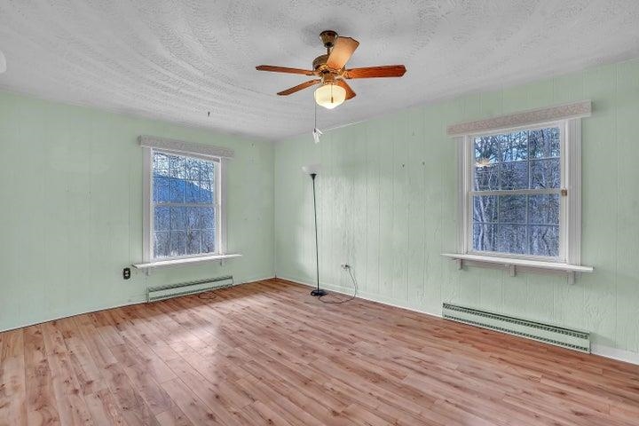 92 SE Fawn Lane SE Rocky Gap VA 24366