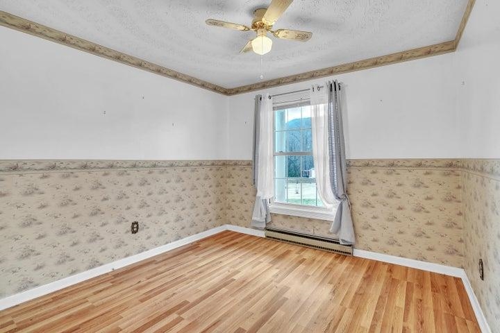 92 SE Fawn Lane SE Rocky Gap VA 24366