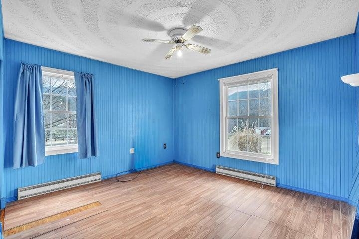 92 SE Fawn Lane SE Rocky Gap VA 24366