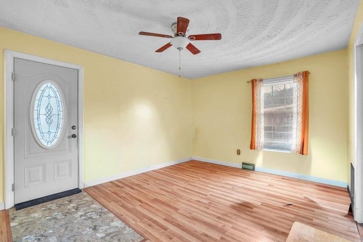 92 SE Fawn Lane SE Rocky Gap VA 24366