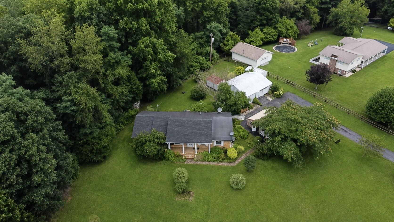 92 SE Fawn Lane SE Rocky Gap VA 24366