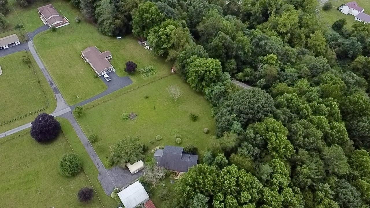 92 SE Fawn Lane SE Rocky Gap VA 24366