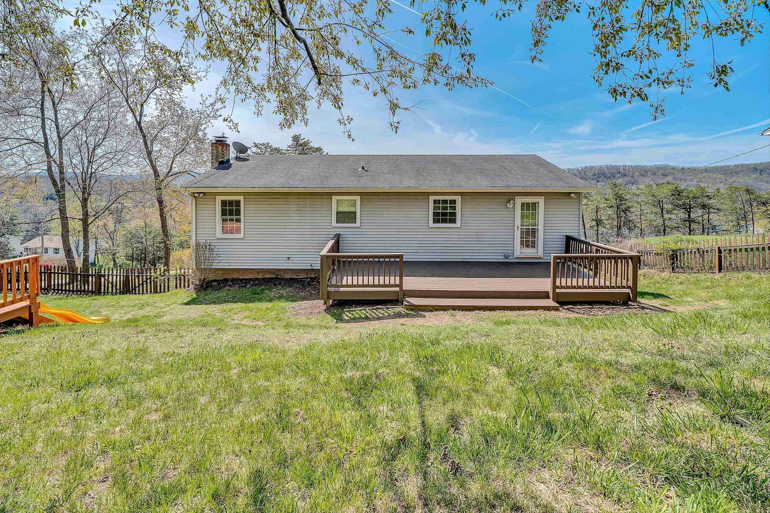 385 Tanglewood Drive SE Christiansburg VA 24073