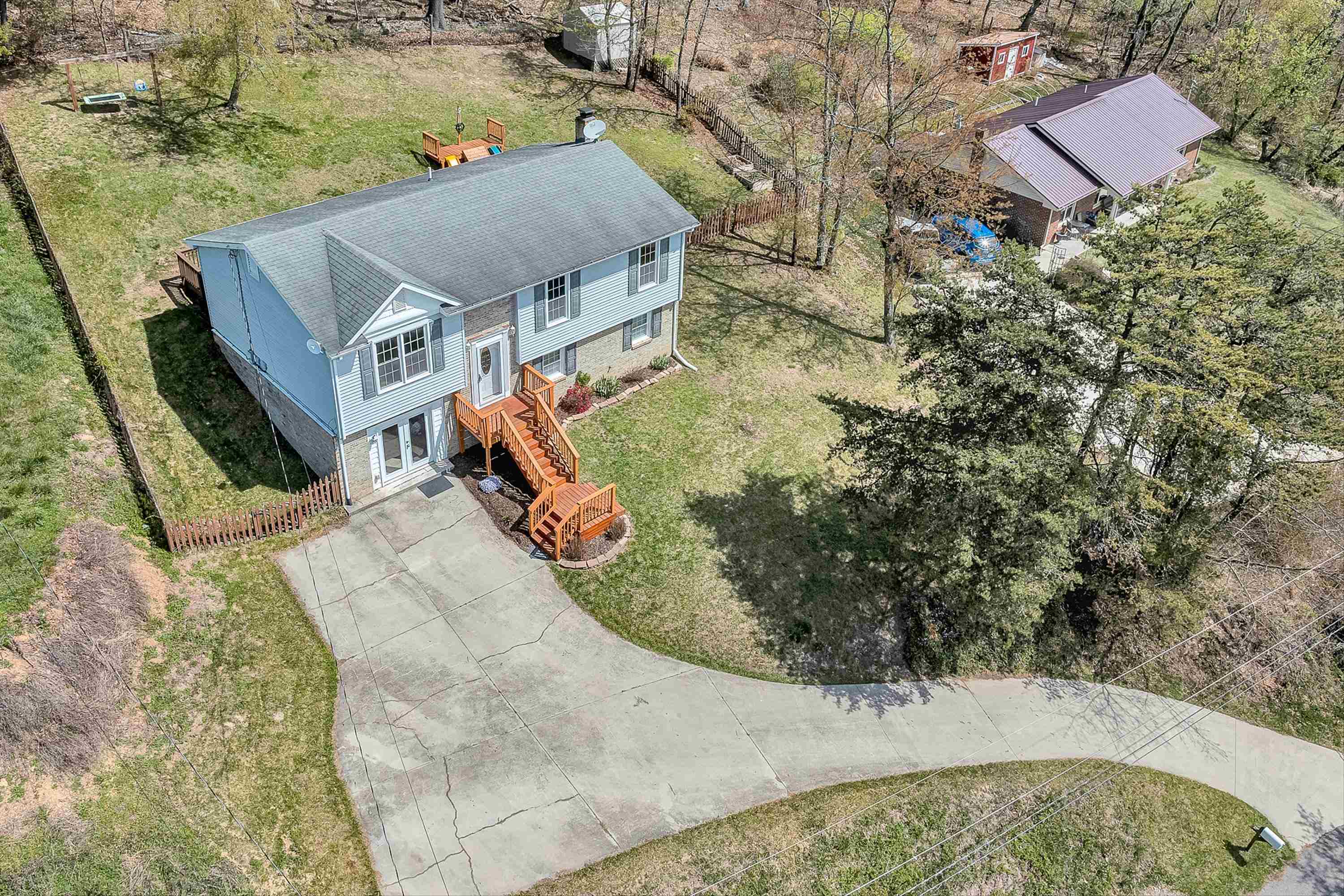 385 Tanglewood Drive SE Christiansburg VA 24073