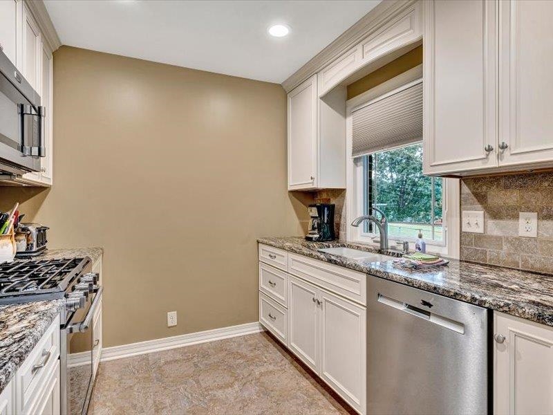 713 10th Street Radford VA 24141