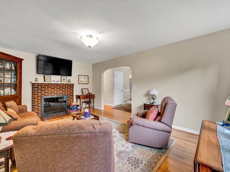 713 10th Street Radford VA 24141