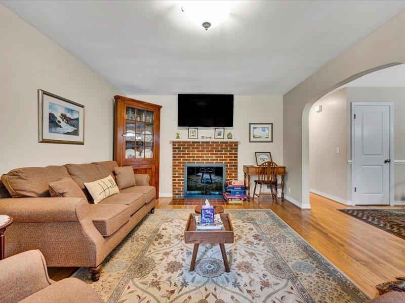713 10th Street Radford VA 24141