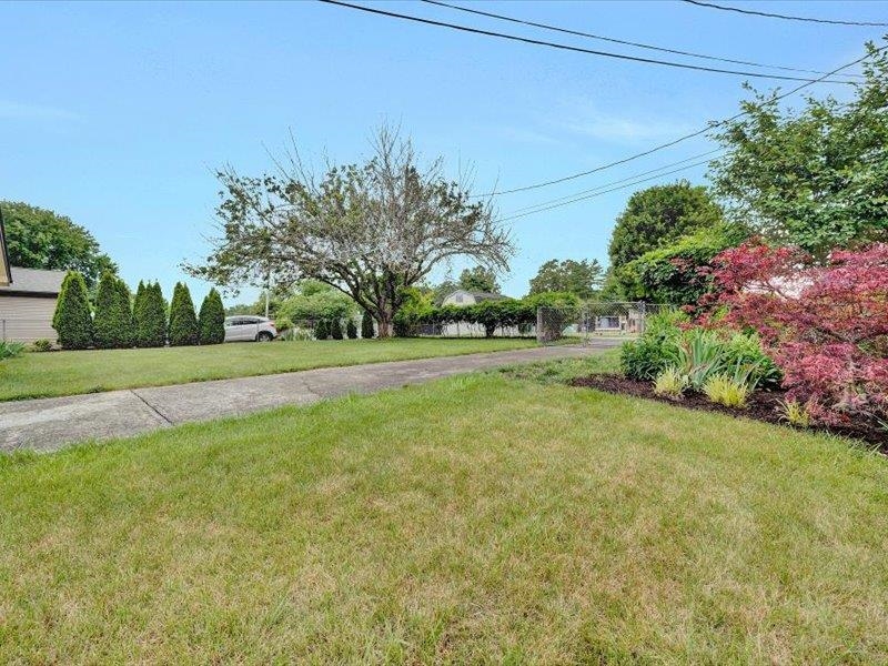 713 10th Street Radford VA 24141