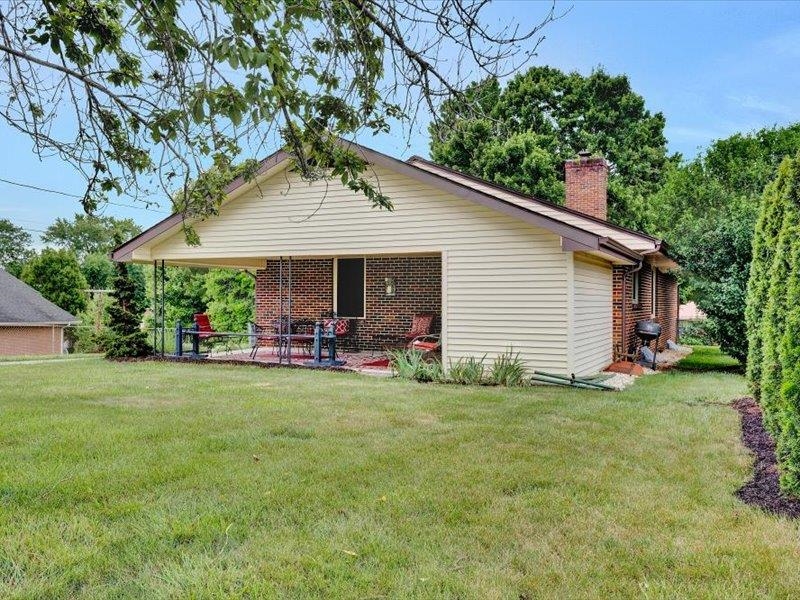 713 10th Street Radford VA 24141