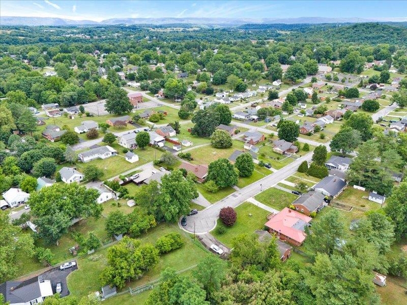 713 10th Street Radford VA 24141