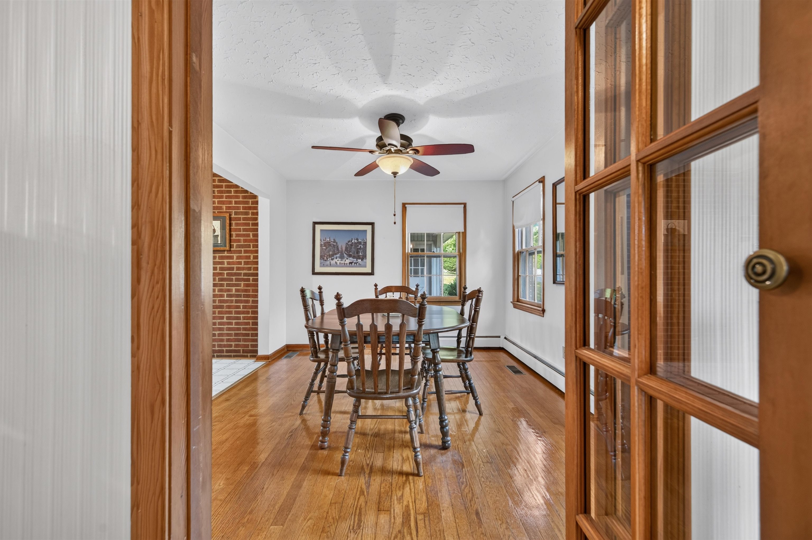 4 8th Street Radford VA 24141