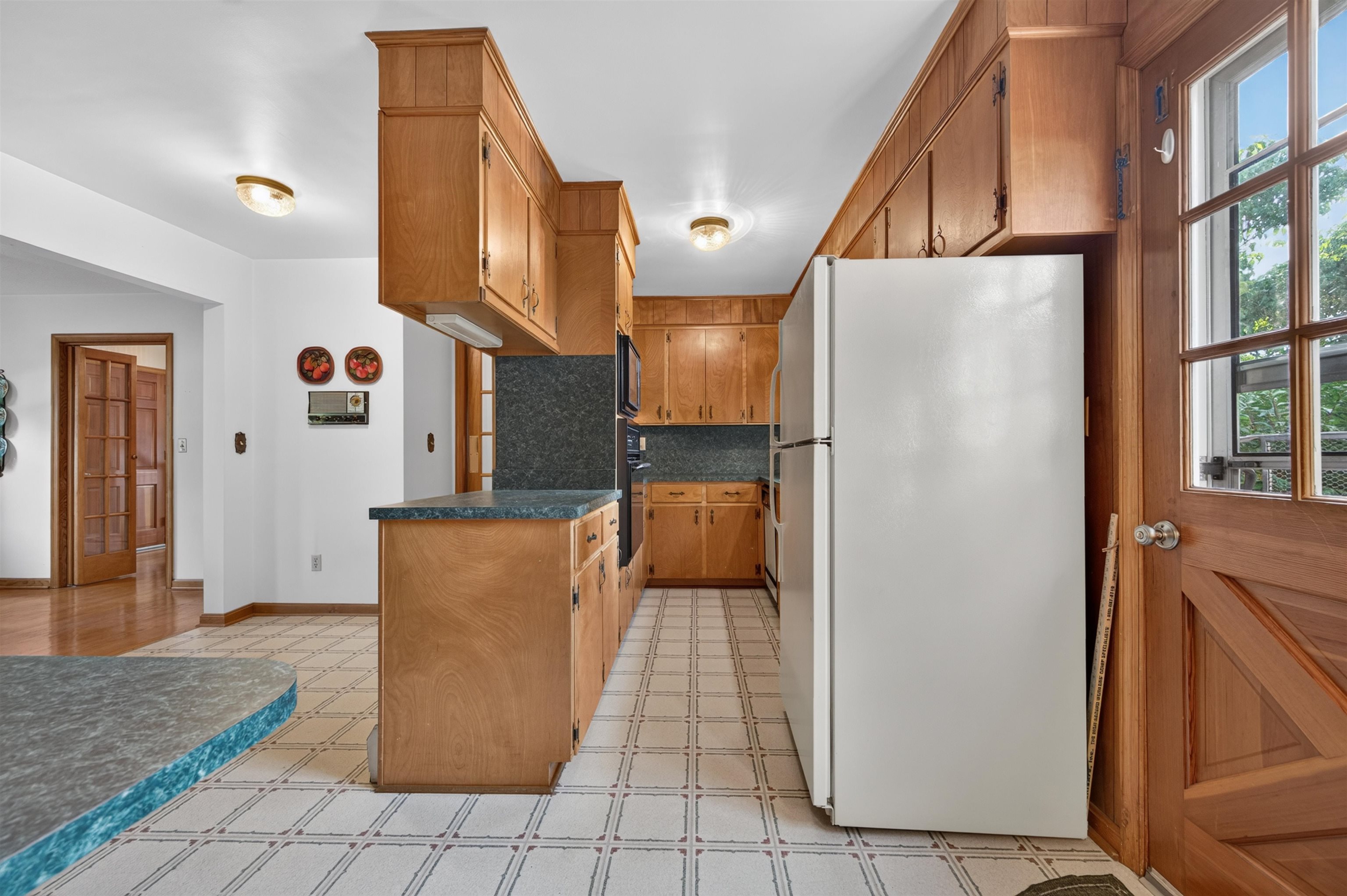 4 8th Street Radford VA 24141