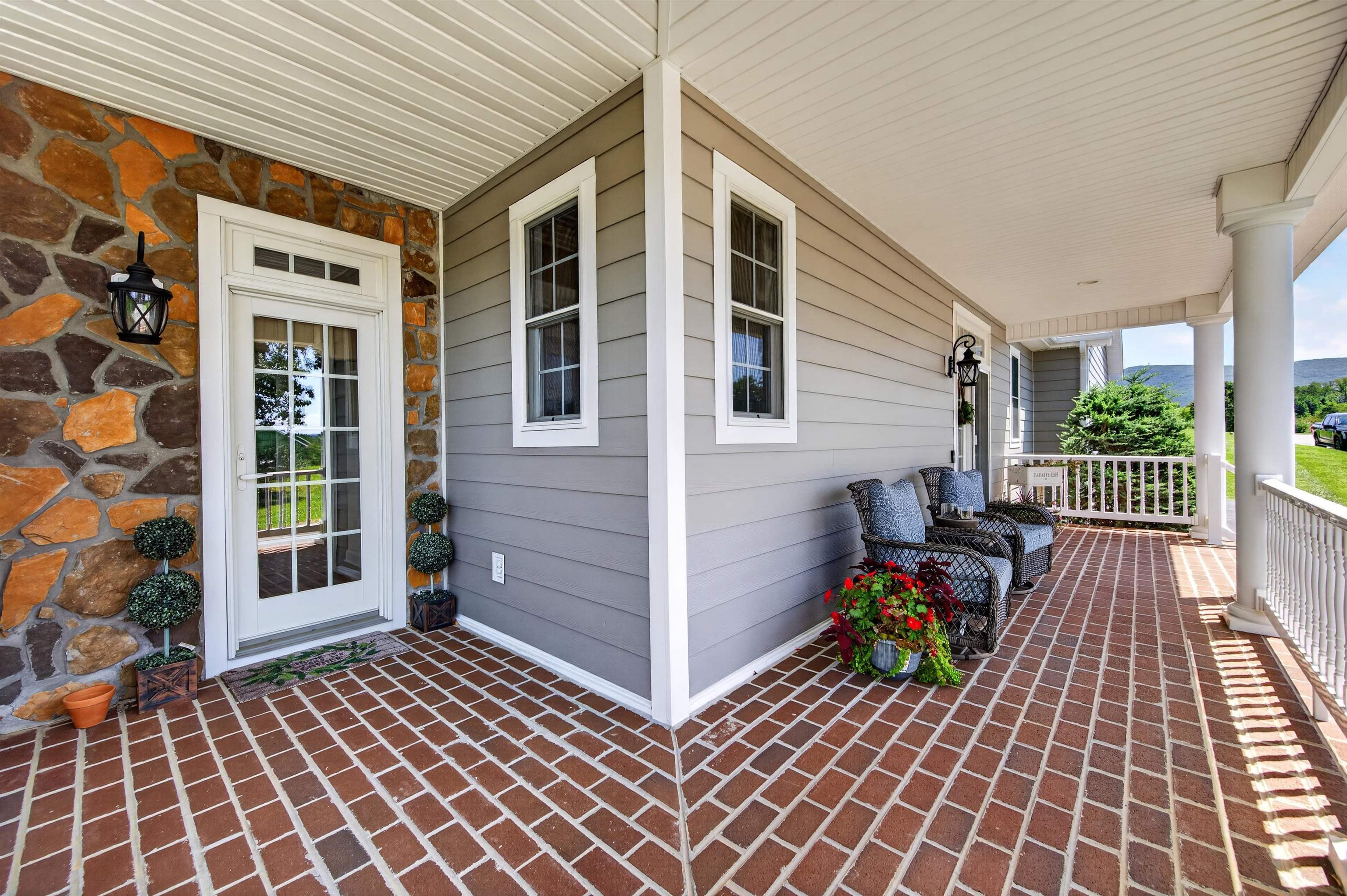 1755 W Monroe Street W Wytheville VA 24382