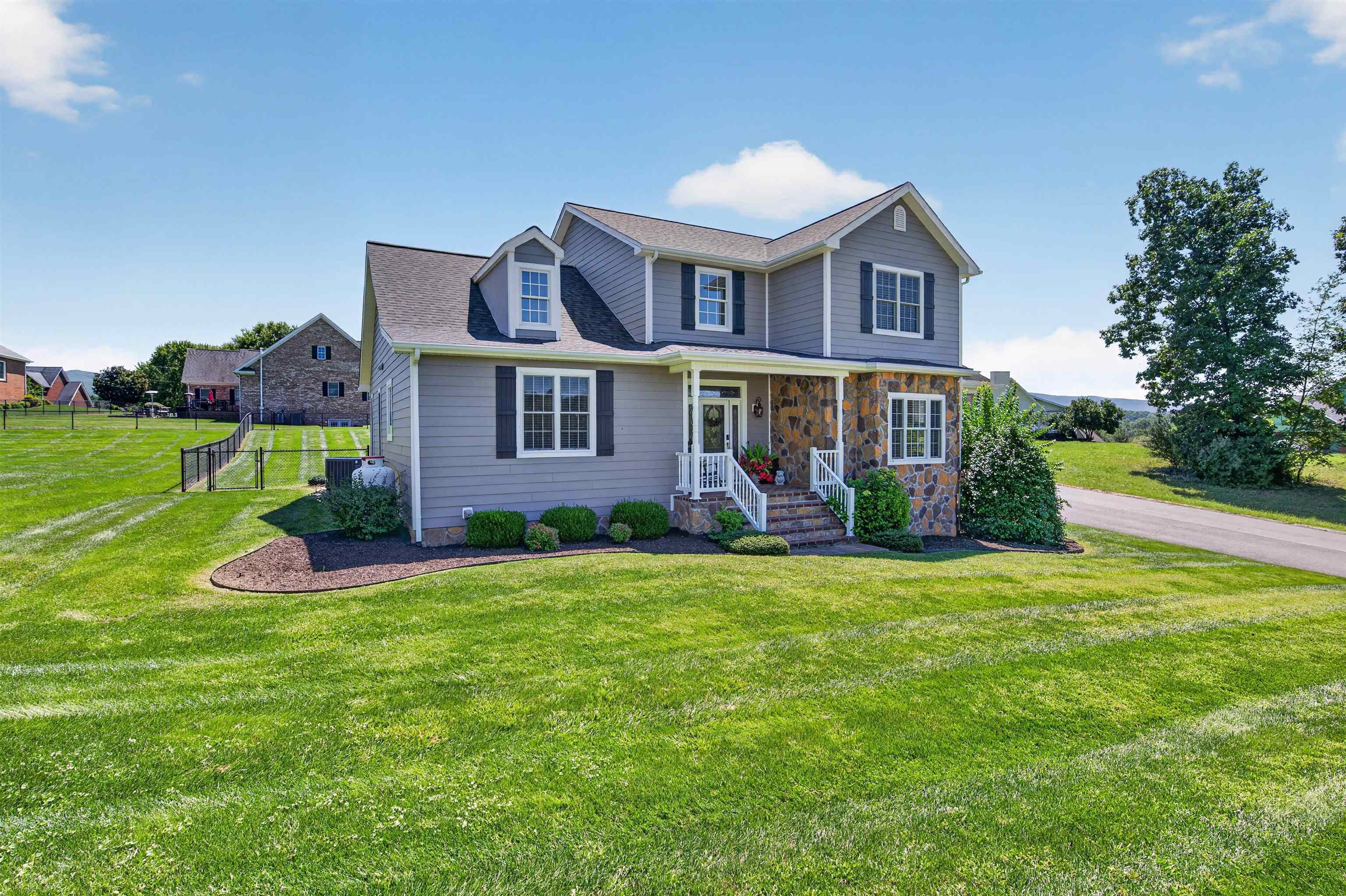 1755 W Monroe Street W Wytheville VA 24382