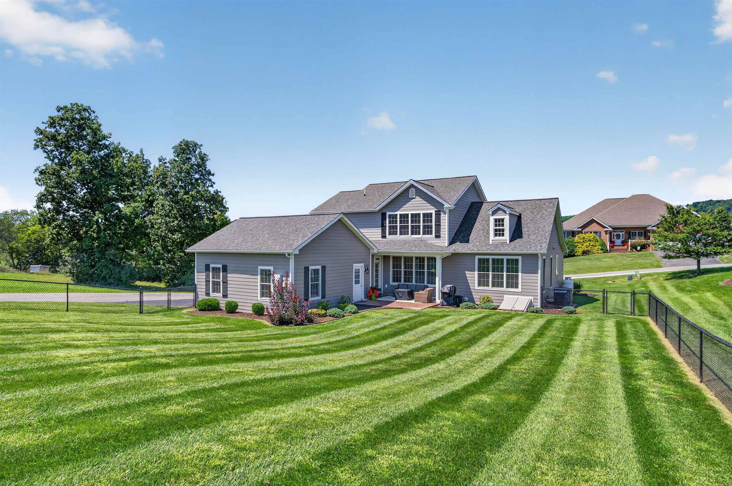 1755 W Monroe Street W Wytheville VA 24382