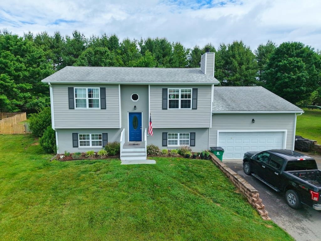 1460 West View Drive Christiansburg VA 24073