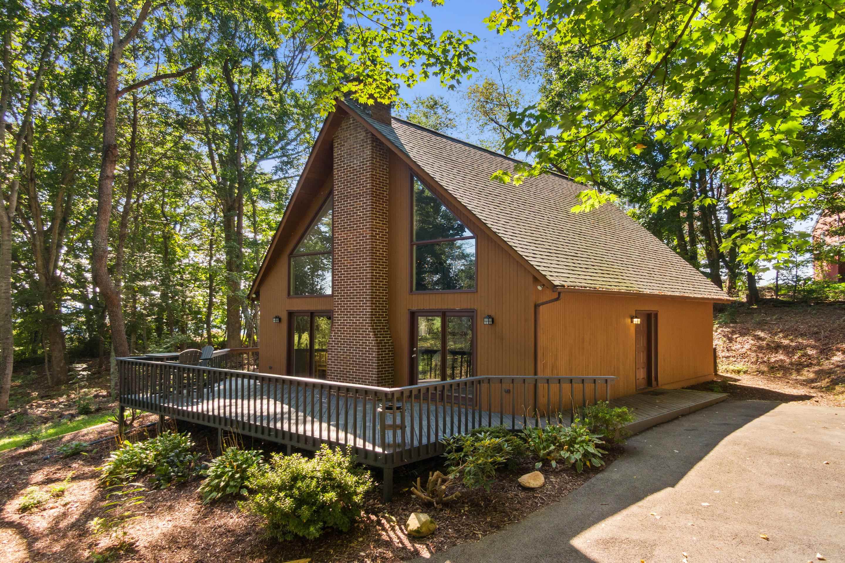 2653 Old Baltimore Road Draper VA 24324