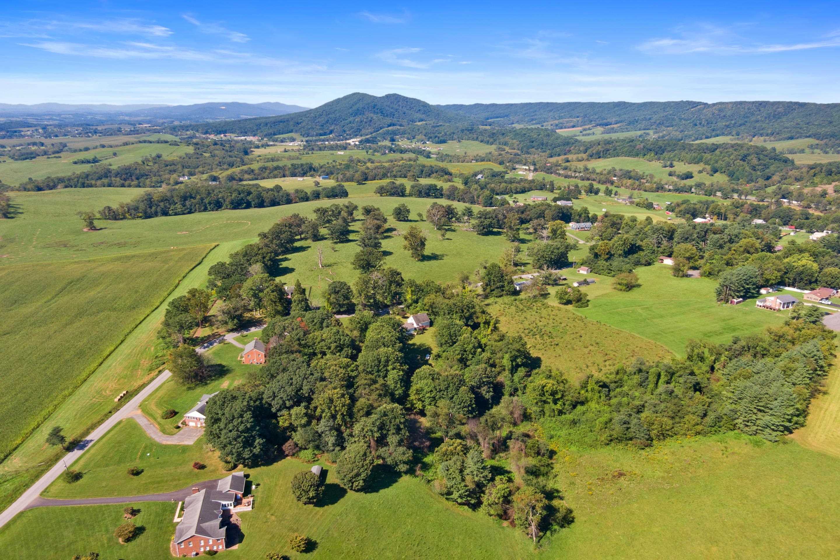 2653 Old Baltimore Road Draper VA 24324