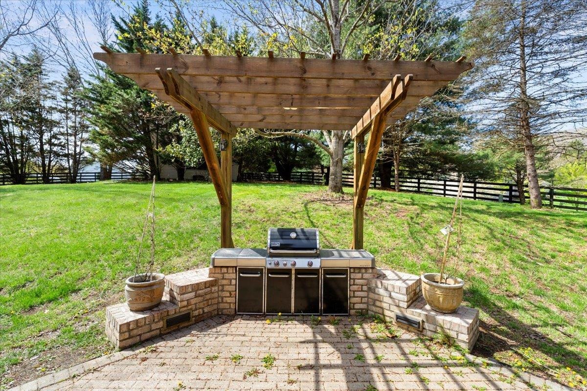 855 Deercroft Drive Blacksburg VA 24060