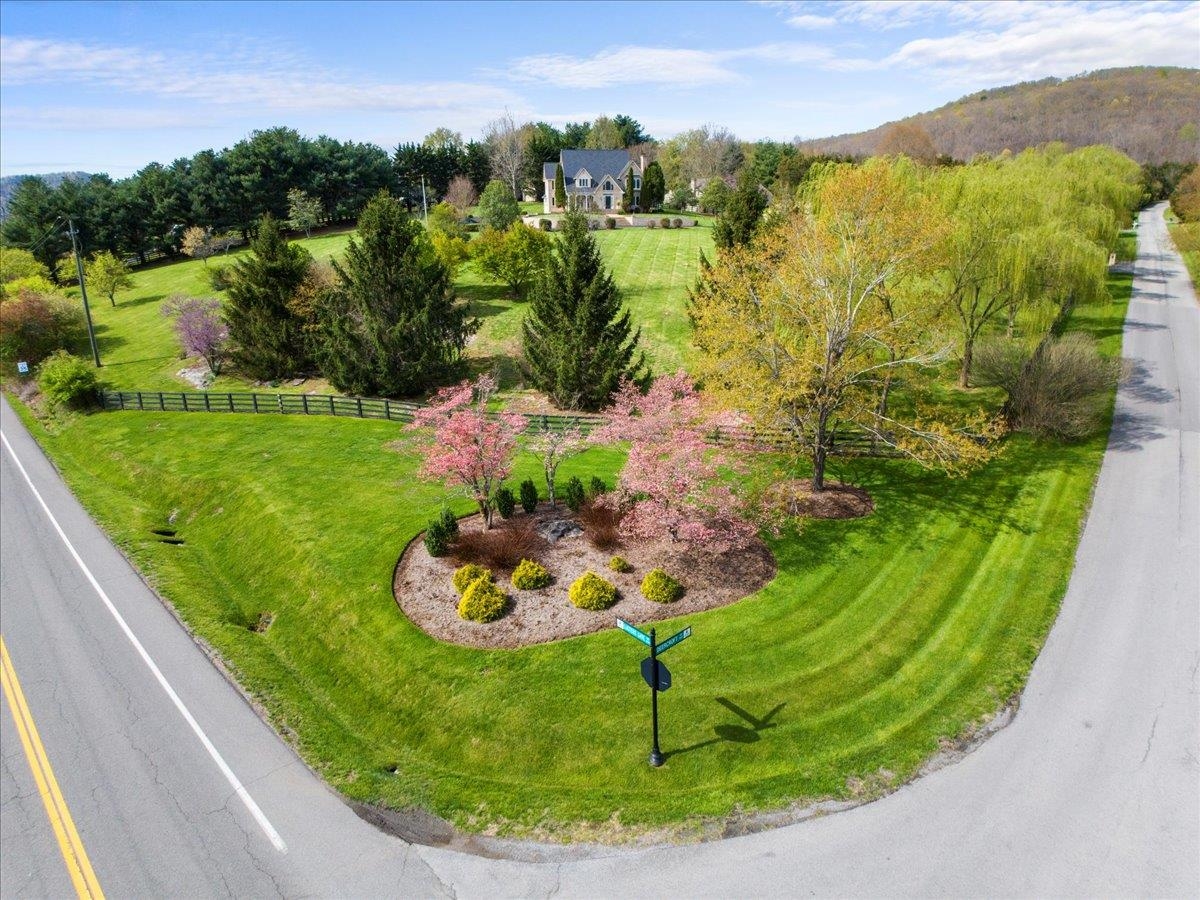 855 Deercroft Drive Blacksburg VA 24060