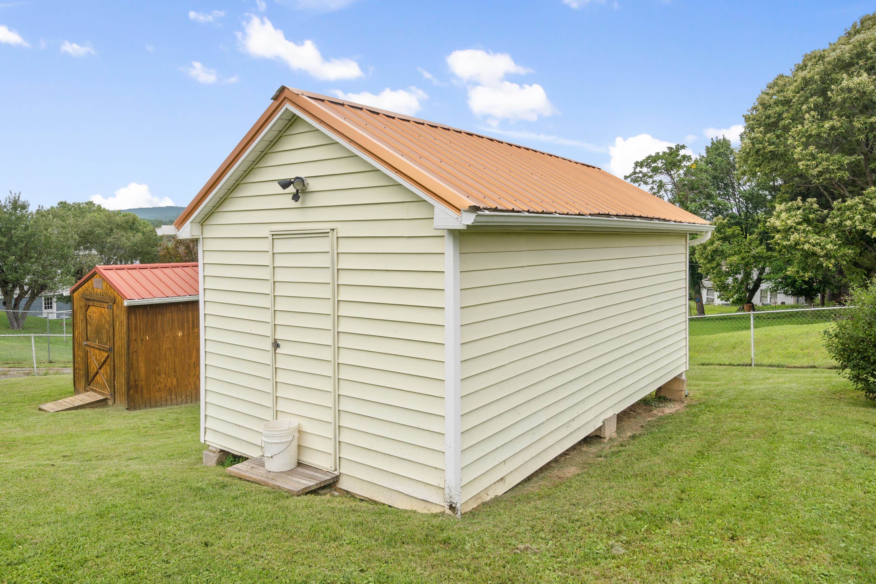 224 Floyd Avenue Pulaski VA 24301