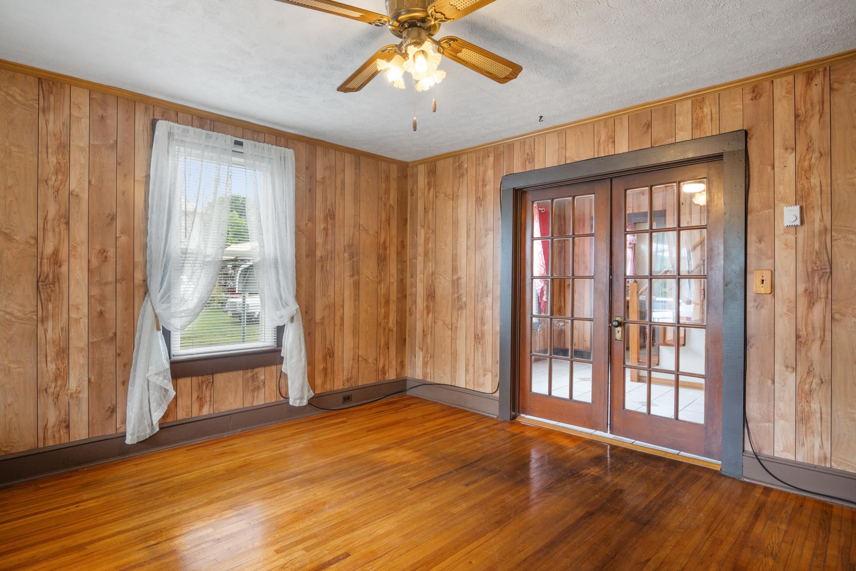 224 Floyd Avenue Pulaski VA 24301