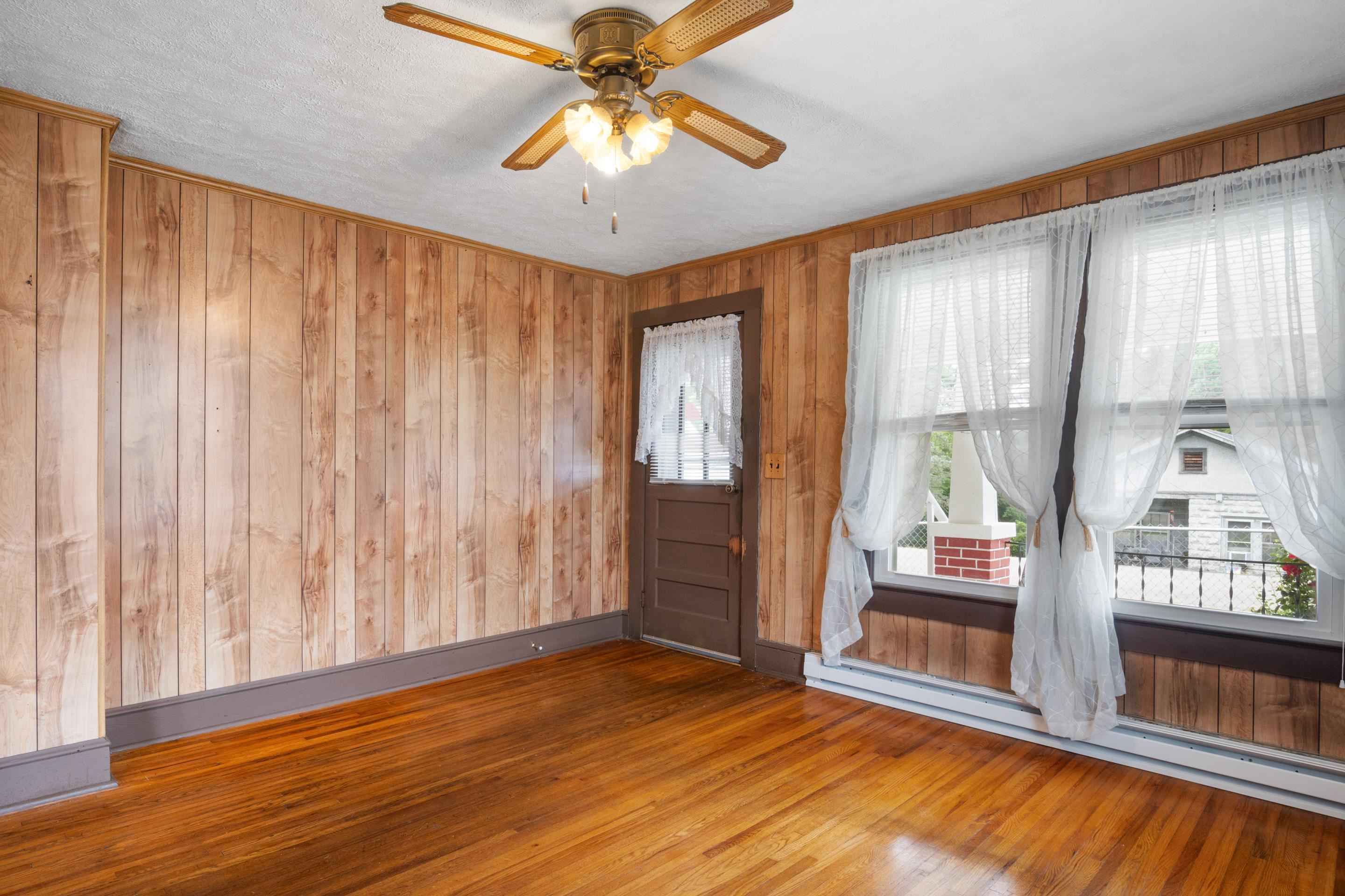 224 Floyd Avenue Pulaski VA 24301