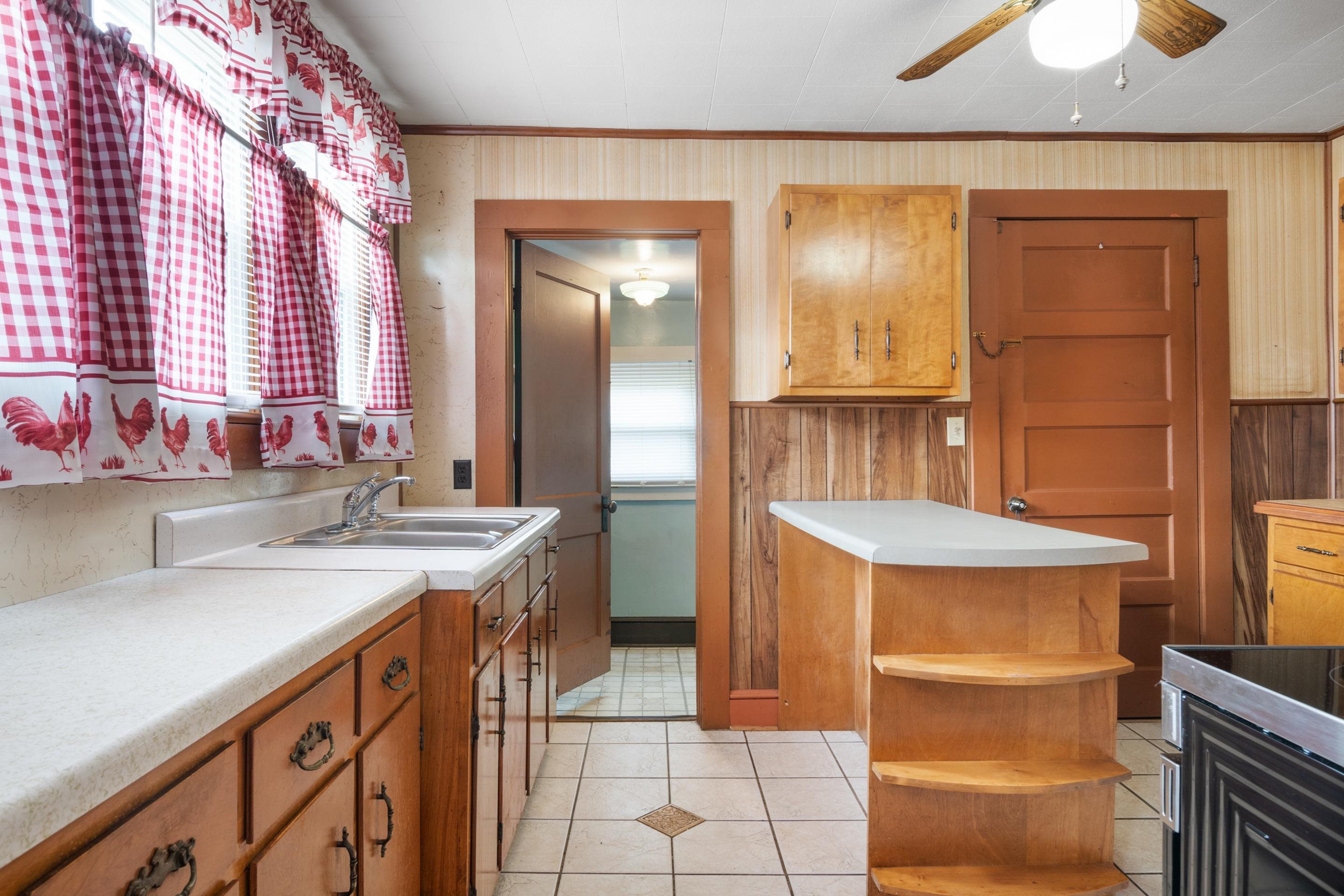 224 Floyd Avenue Pulaski VA 24301