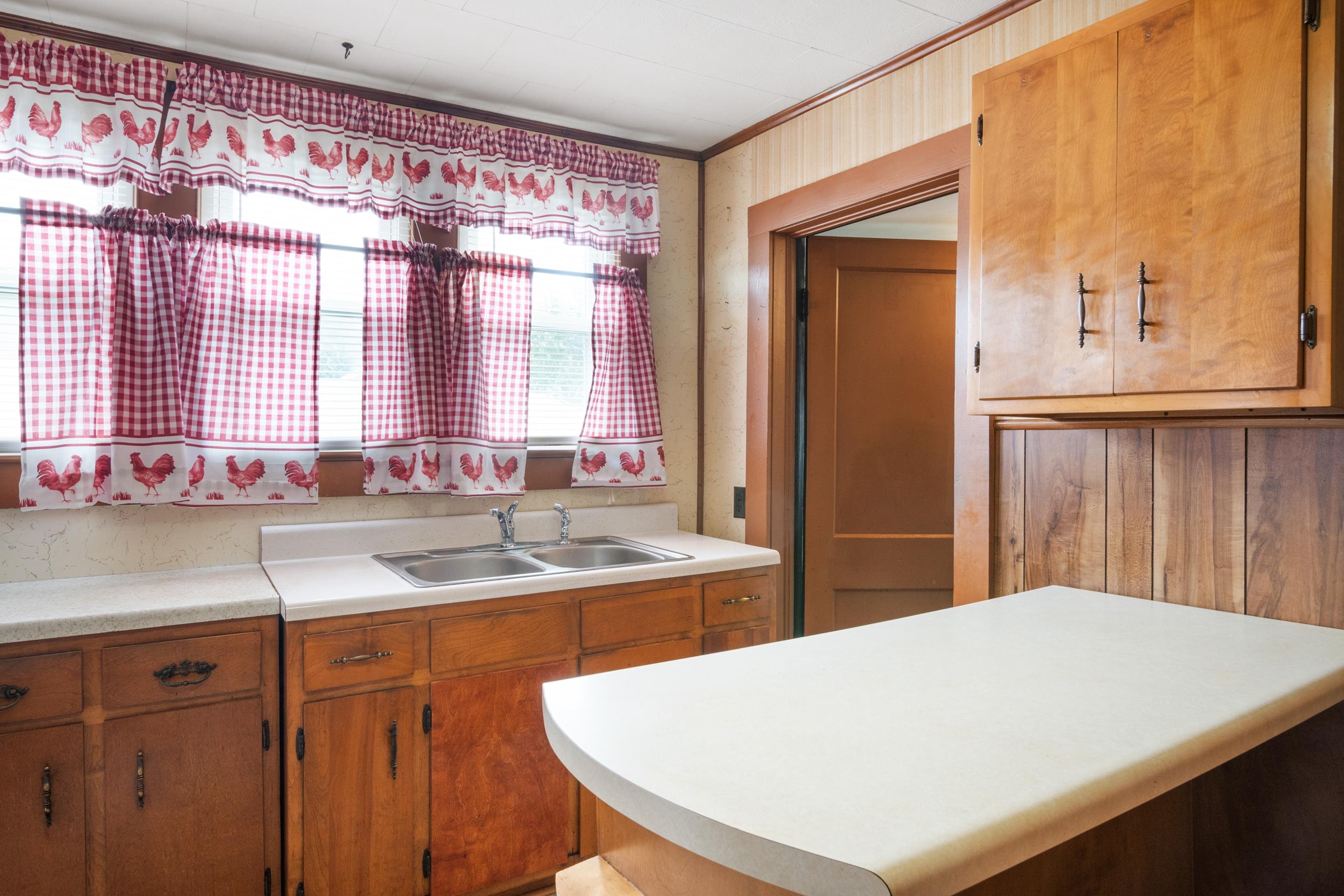 224 Floyd Avenue Pulaski VA 24301