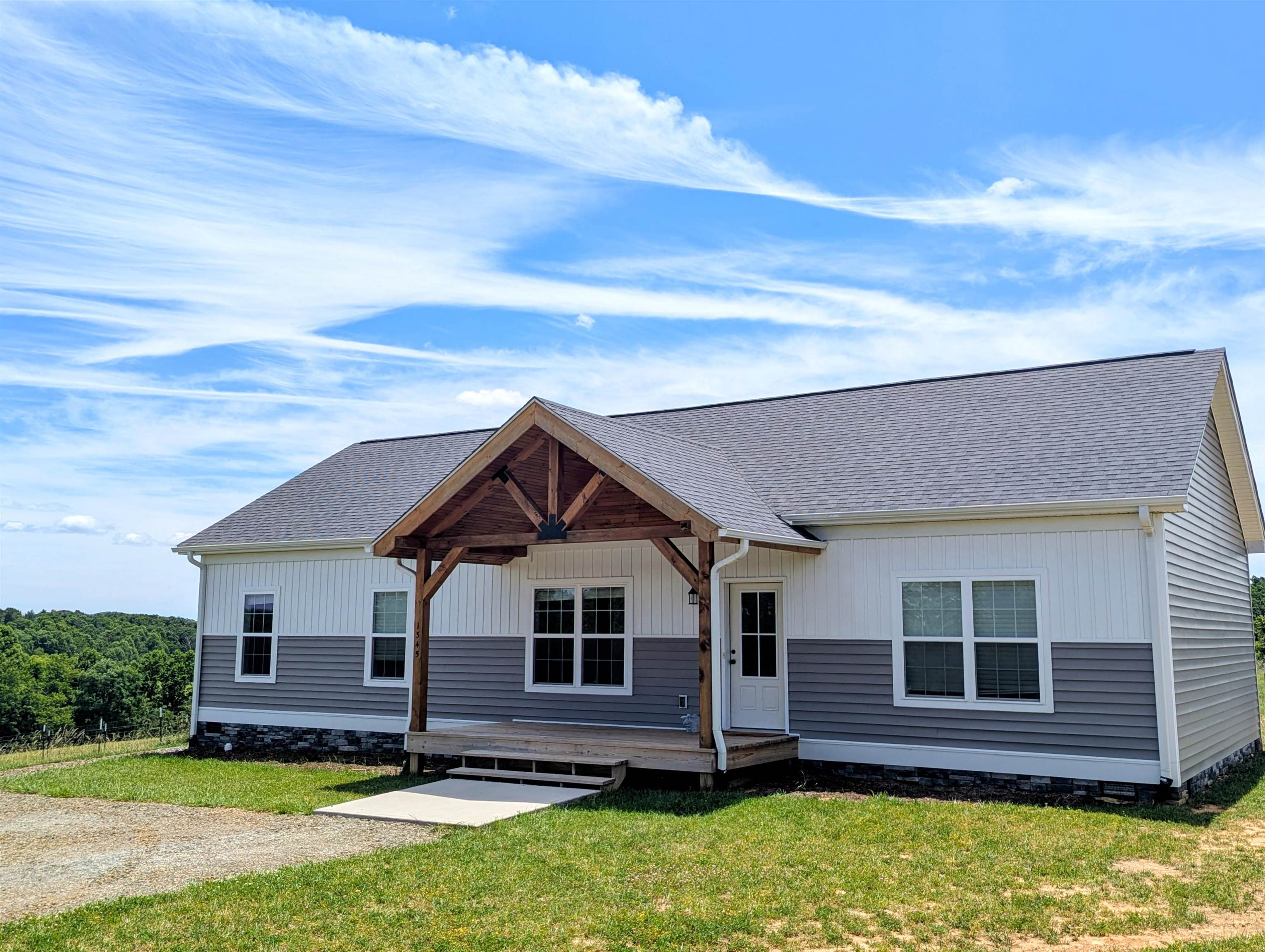 1345 Hale Road Check VA 24072