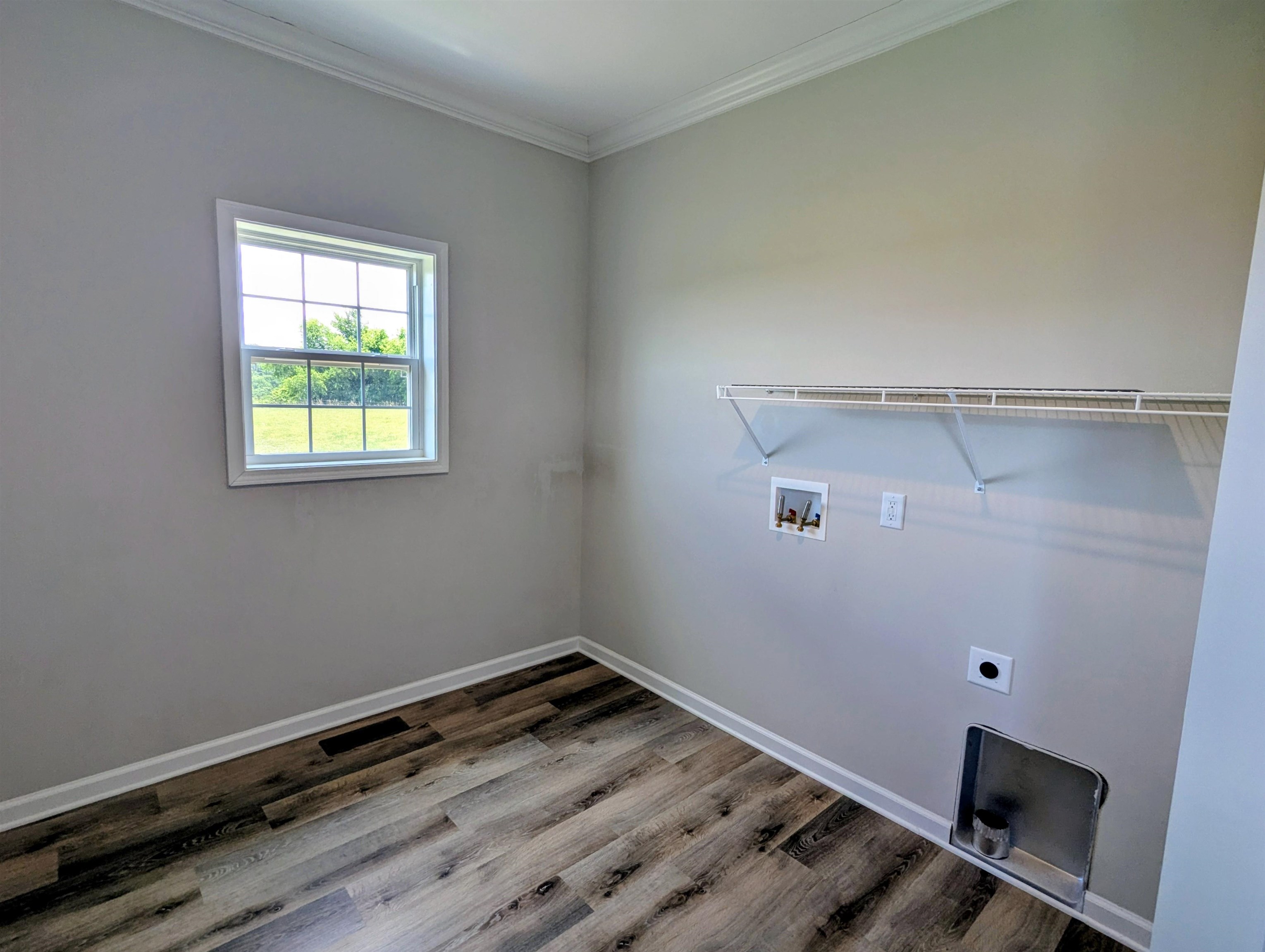 1345 Hale Road Check VA 24072