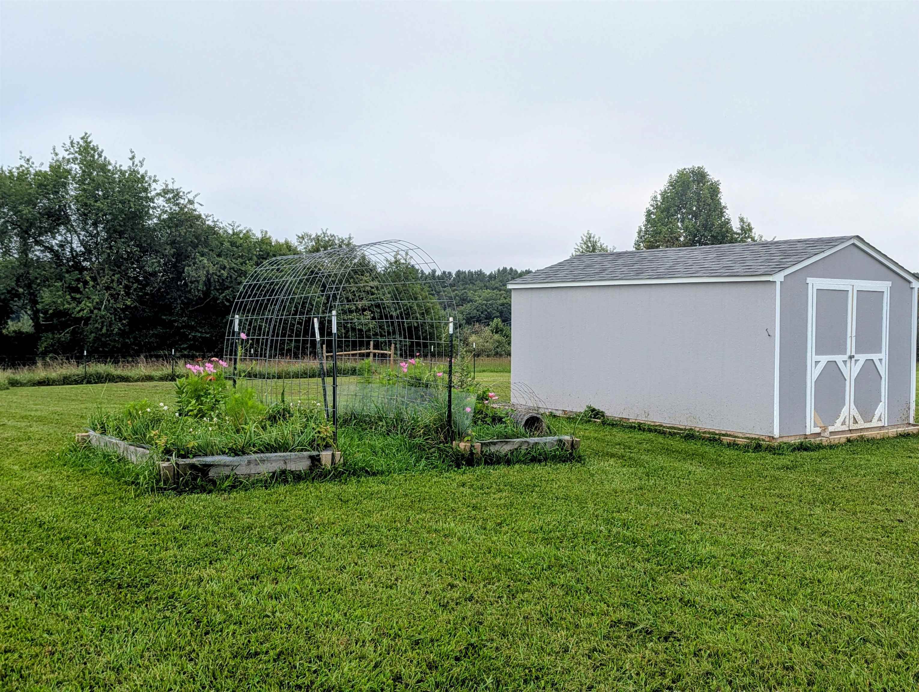 1345 Hale Road Check VA 24072