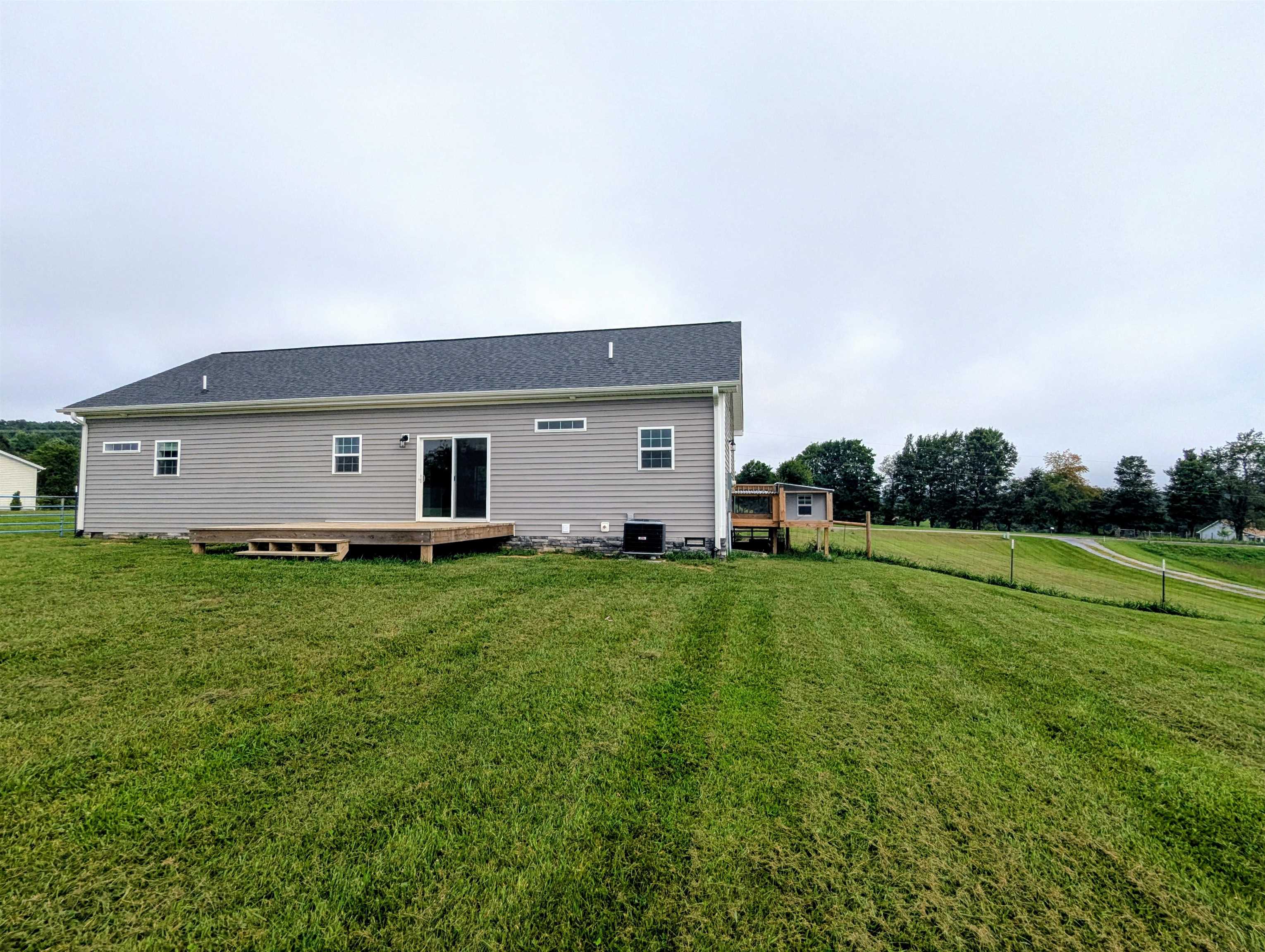 1345 Hale Road Check VA 24072